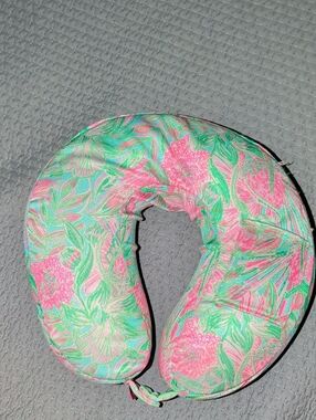 Lilly Pulitzer Travel Neck Pillow